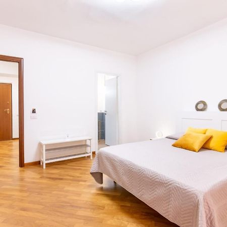Talia - Central And Elegant Suites In The Heart Of Palermo Esterno foto