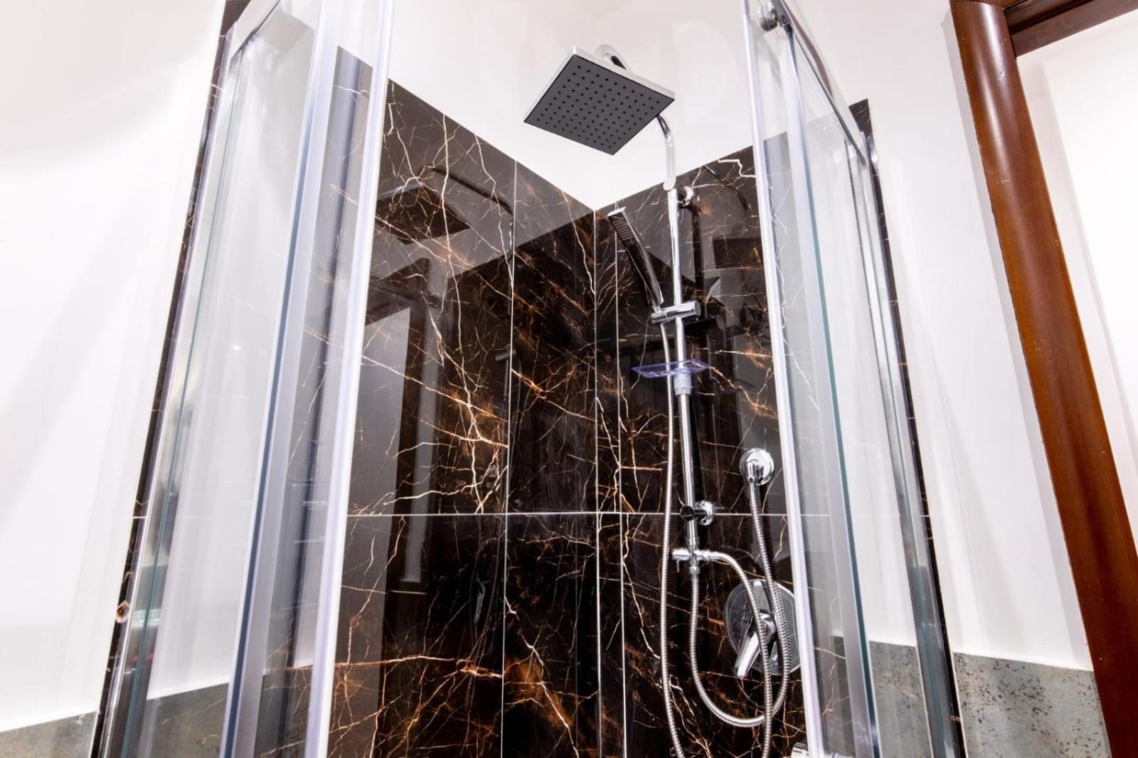 Talia - Central And Elegant Suites In The Heart Of Palermo Esterno foto