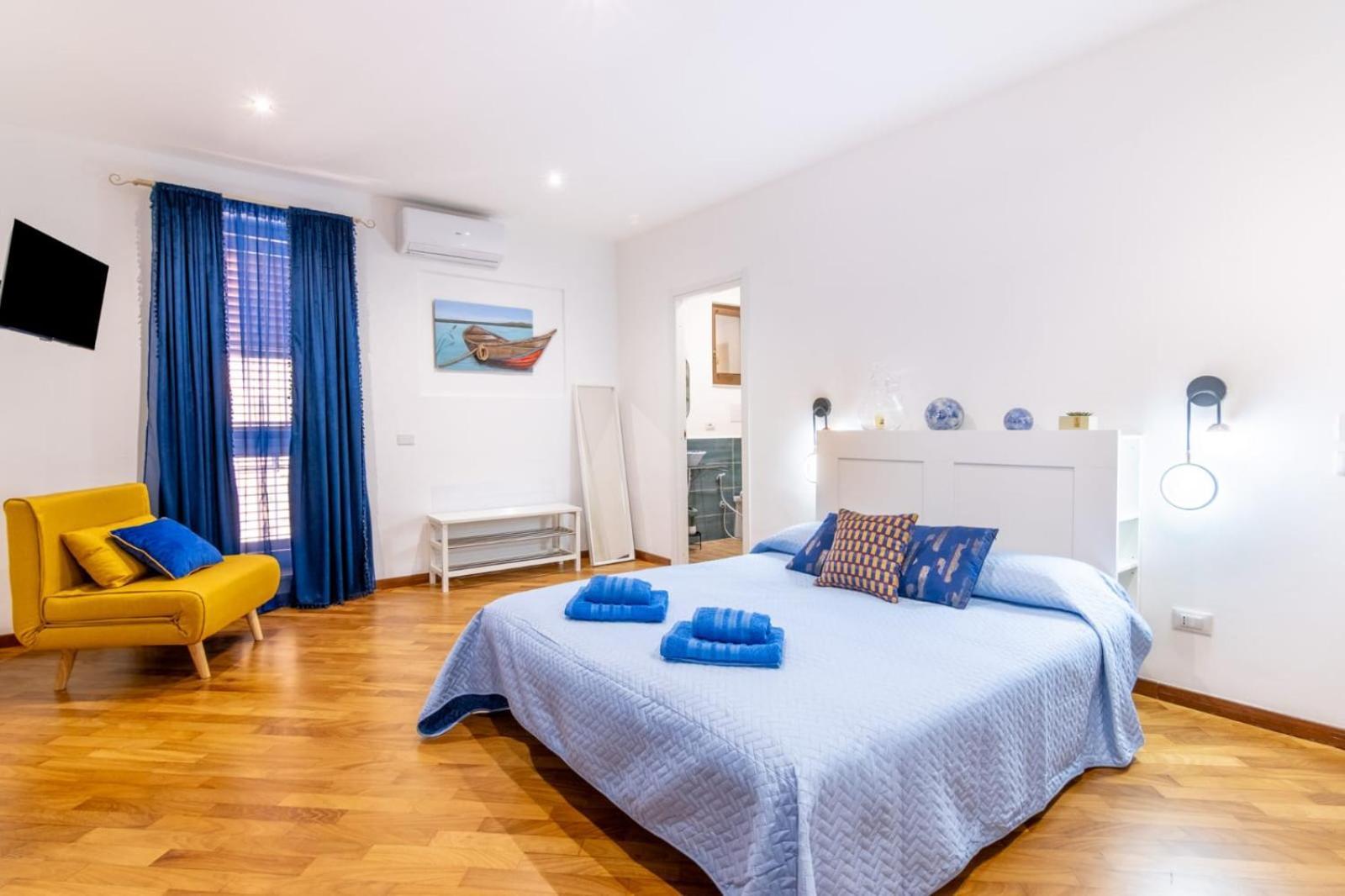 Talia - Central And Elegant Suites In The Heart Of Palermo Esterno foto
