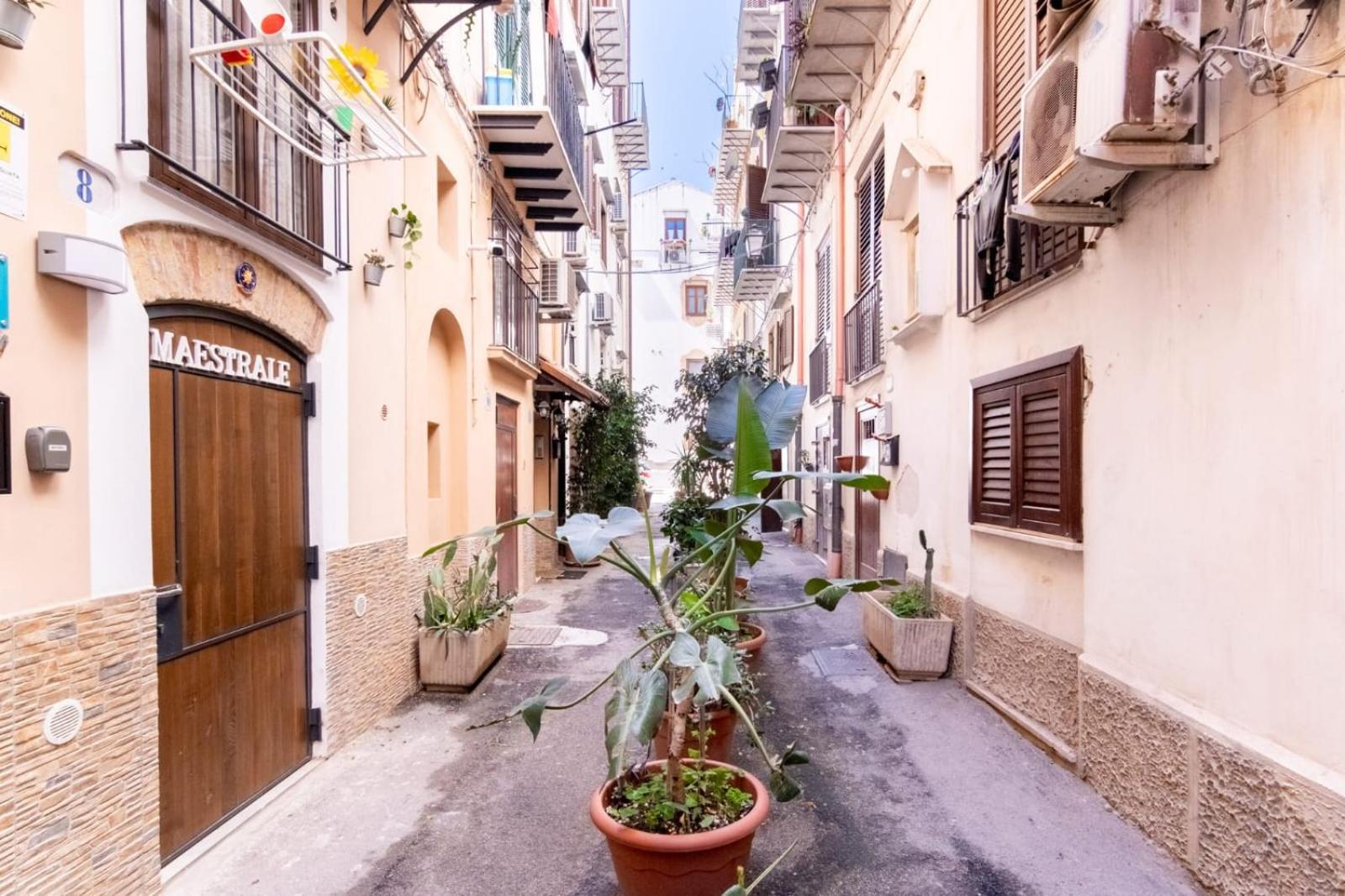 Talia - Central And Elegant Suites In The Heart Of Palermo Esterno foto